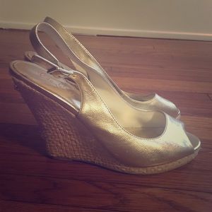 Lilly Pulitzer gold wedge sandals